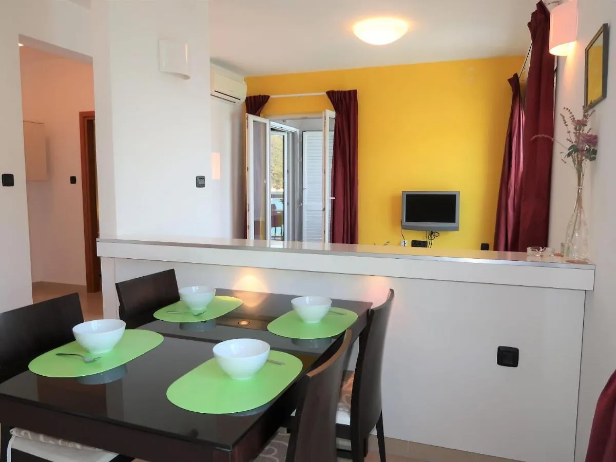 Apartment Milevoj - Rac158 By Interhome Rabac